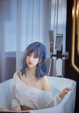 爱丝无圣光