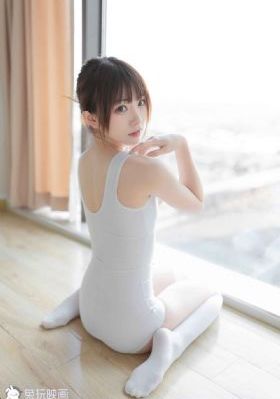 女机械人电影
